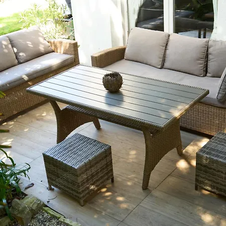 Oasis Bed & Breakfast