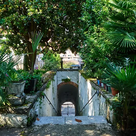 Oasis Bed & Breakfast